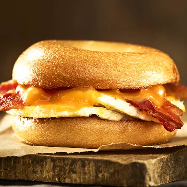 EBB Bacon & Cheddar Classic Egg Sandwich