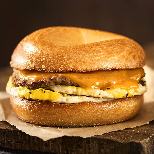 EBB Turkey-Sausage Cheddar Classic Egg Sandwich